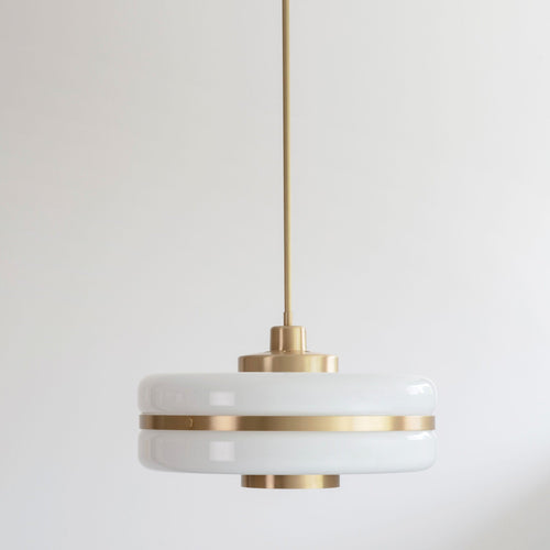 HorizonGlow | Elegante und beruhigende skandinavische Lampe