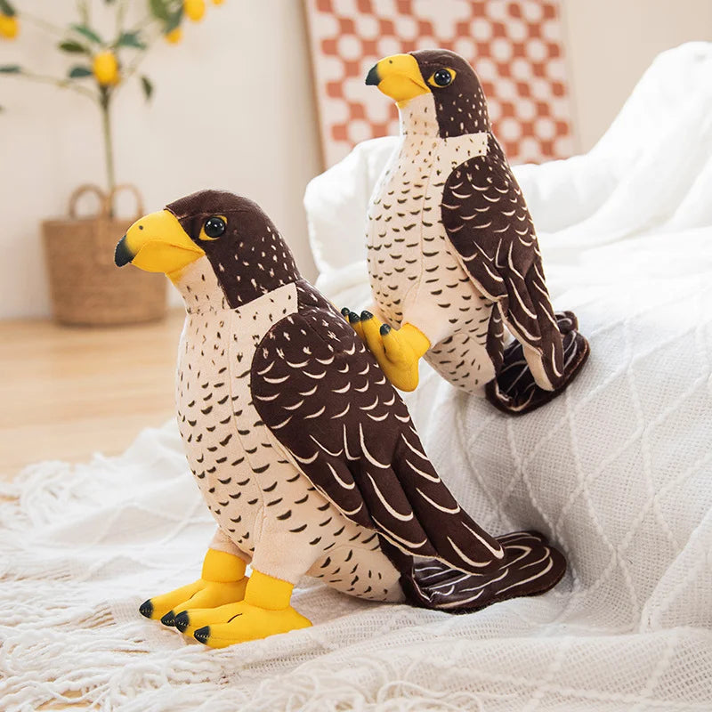 HimmelsFlügel | Flauschiger Plüschadler mit Charmantem Design - Brezella