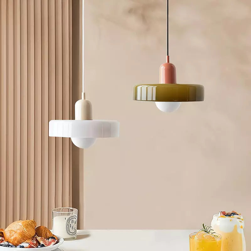 LumenKreis | Zeitlose Glas Pendelleuchte für klare Akzente - Brezella