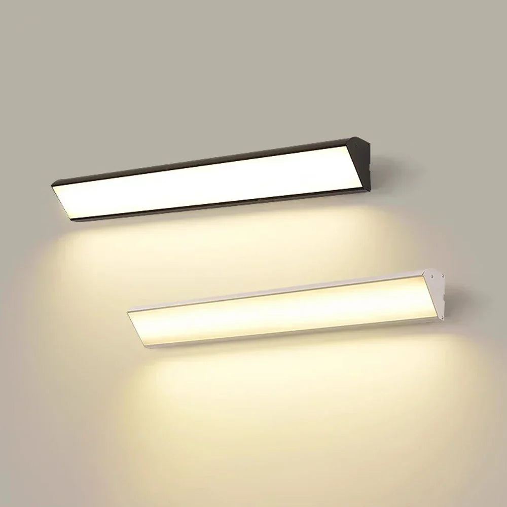 LumiHof | Elegante Außenlampe im Courtyard-Stil - Brezella