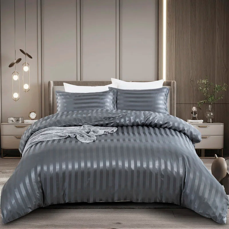 TraumSeide | Hochwertiges Bettwäsche-Set aus Satin - Brezella