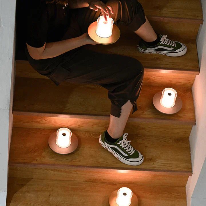 CandleLux | Induktive LED-Lampe für ein edles Ambiente - Brezella