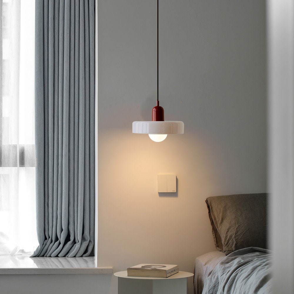 LumenKreis | Zeitlose Glas Pendelleuchte für klare Akzente - Brezella
