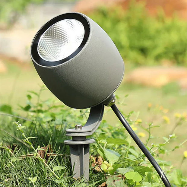 LuminaGarten | Sanfte LED-Beleuchtung für Terrasse & Garten - Brezella