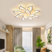 Moderne LED-Deckenleuchte in Blumenform