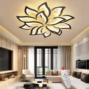 Moderne LED-Deckenleuchte in Blumenform
