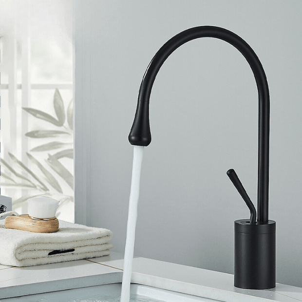 RegalStream | Stilvolle Waschtischarmatur mit Gold Touch - Brezella