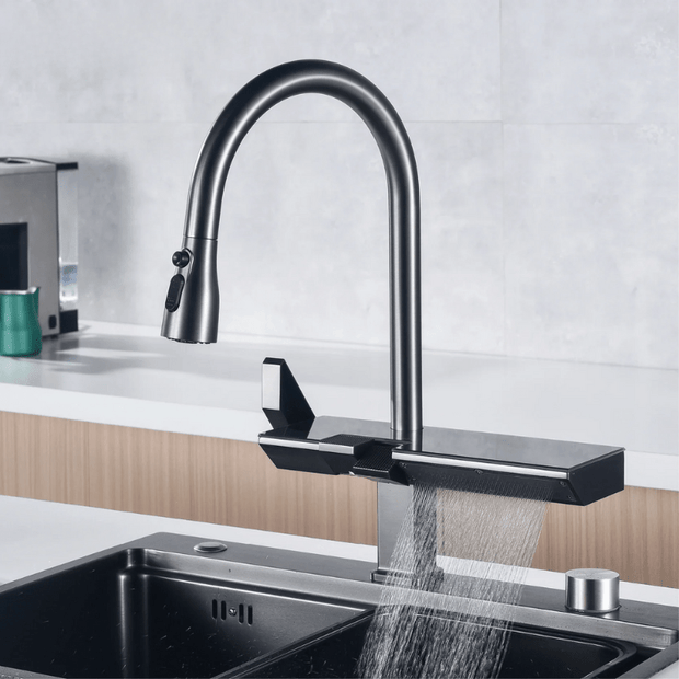 ChromaLux | Digitale Armatur mit edlem Chromfinish - Brezella