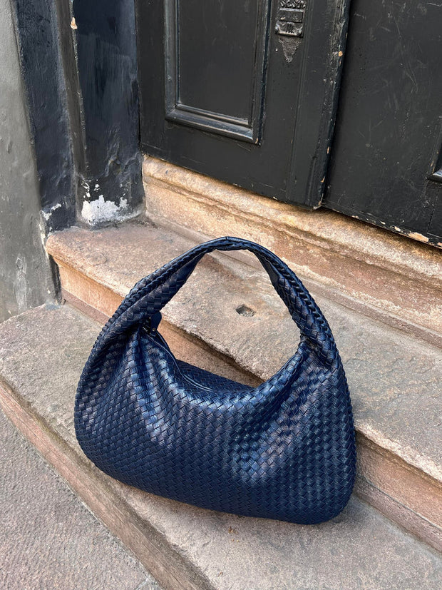AstraTote | Modische Handtasche mit luxuriösem gewebtem Design - Brezella