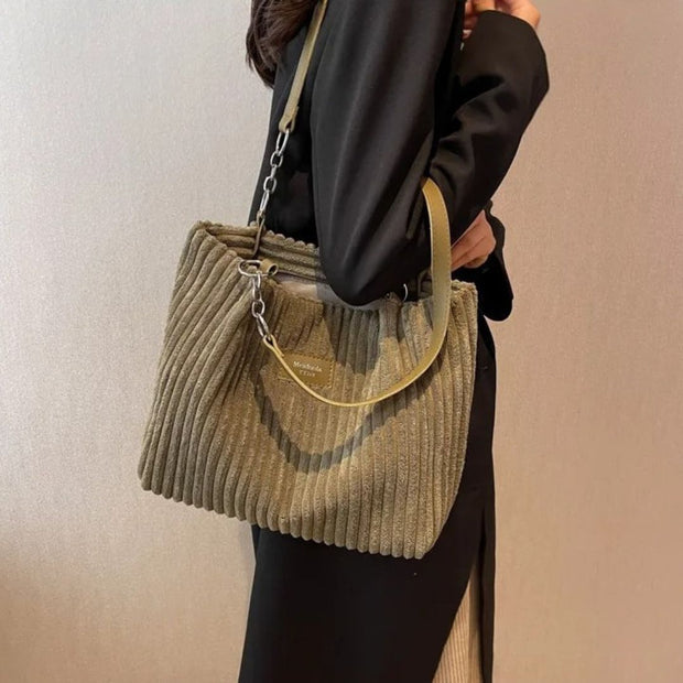Eleganz | Modische Schultertasche für jeden Tag - Brezella