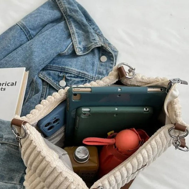Eleganz | Modische Schultertasche für jeden Tag - Brezella