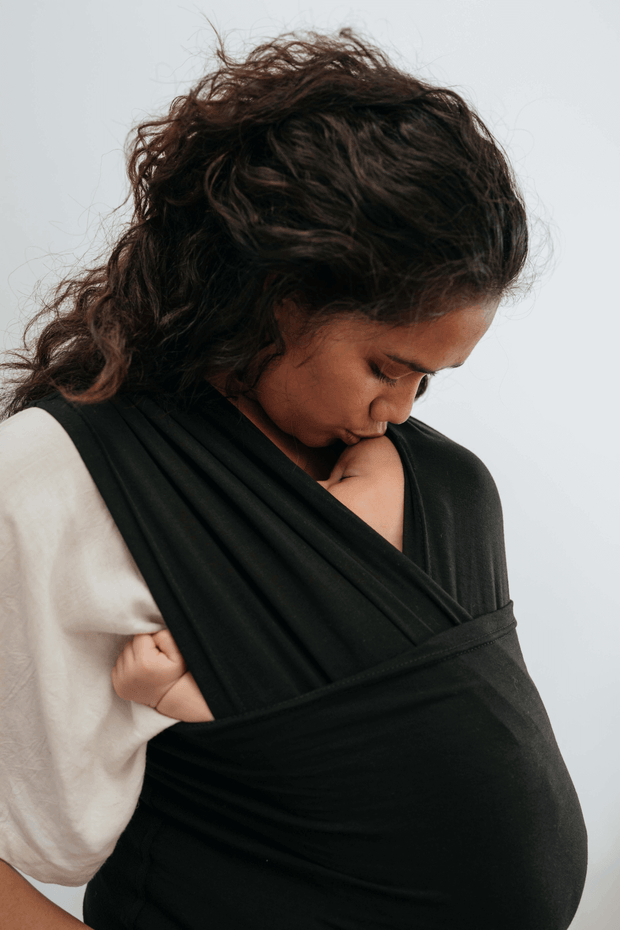 BabyLuxeTrage | Tragehilfe mit praktischem Handyfach - Brezella