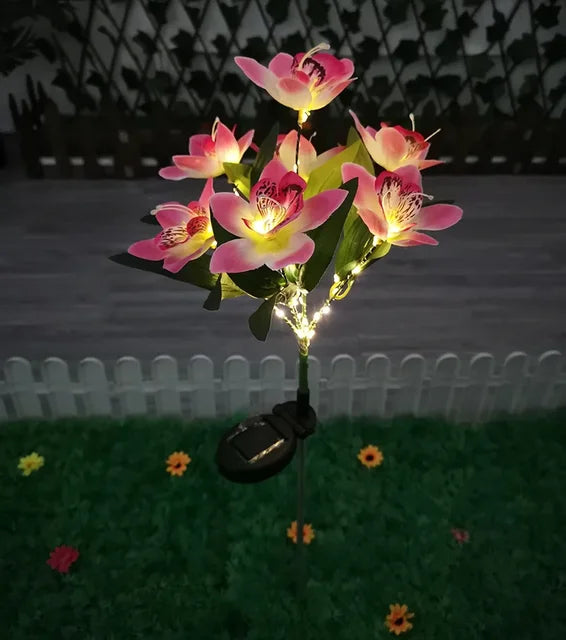 LichtBlüte | Effiziente LED-Solarlampe für den Außenbereich - Brezella