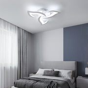 Moderne LED-Deckenleuchte in Blumenform