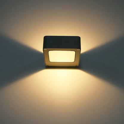 RegenLicht | Wasserdichte LED-Außenbeleuchtung - Brezella
