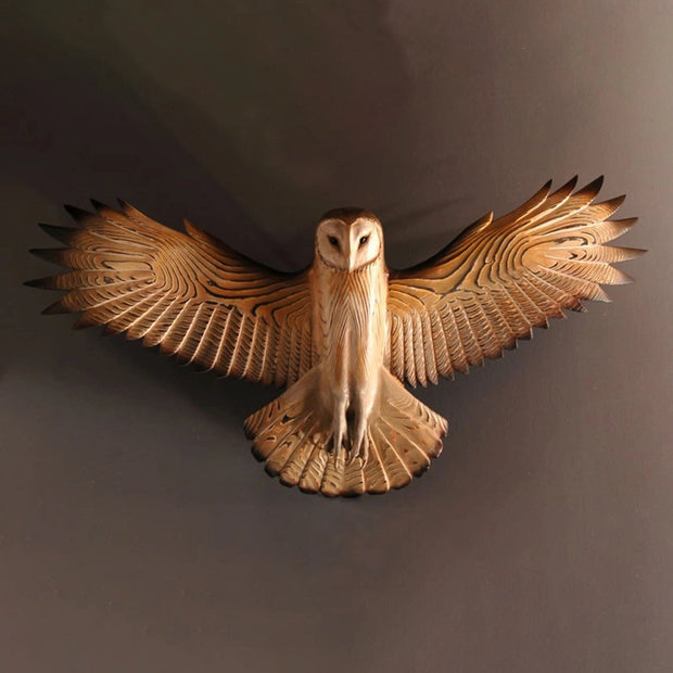 FlügelKunst | Nachhaltige Handgefertigte Waldkauz-Wandskulptur - Brezella