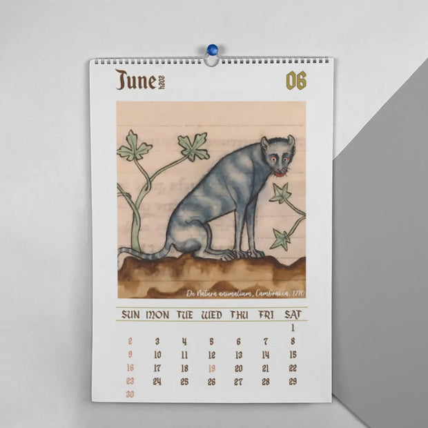 FelineChronik | Kunstvolle Katzenkalender für 2024 mit Historischen Akzenten - Brezella