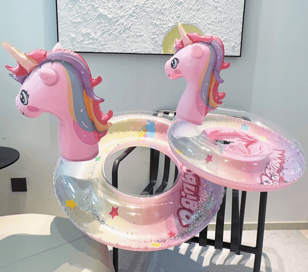 FunkelEinHorn | Glitzernder Schwimmring für den Pool - Brezella