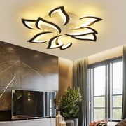 Moderne LED-Deckenleuchte in Blumenform