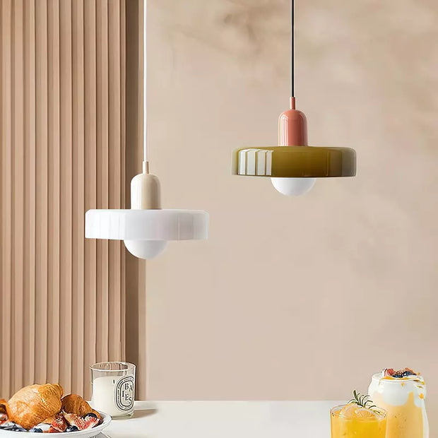 LumenKreis | Zeitlose Glas Pendelleuchte für klare Akzente - Brezella