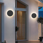 LumiAqua | Elegante wasserdichte Leuchte für den Außenbereich - Brezella