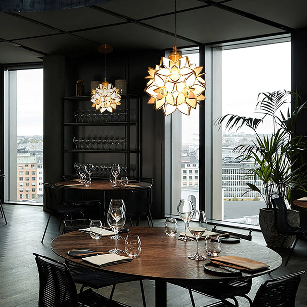 WoodAura | Elegante Holz-Hängelampe für eine ruhige Ausstrahlung - Brezella