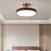 Elegante LED-Deckenleuchte mit Halbeinbau