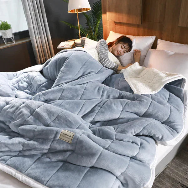 LuxusDecke | Quilted Wohlfühldecke für stilvolle Gemütlichkeit - Brezella