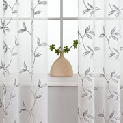 LumiBlossom | Stimmungsvoller Vorhang mit zarten Blumen für einen klassischen Look - Brezella