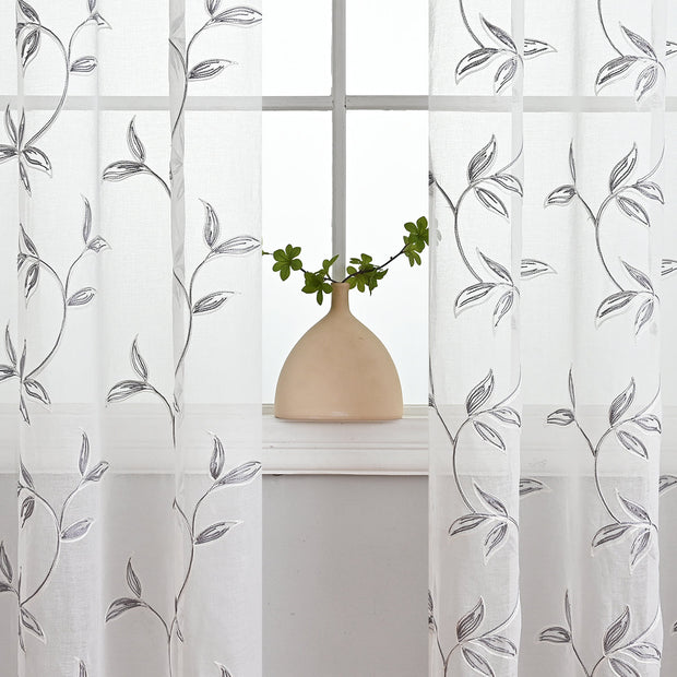 LumiBlossom | Stimmungsvoller Vorhang mit zarten Blumen für einen klassischen Look - Brezella