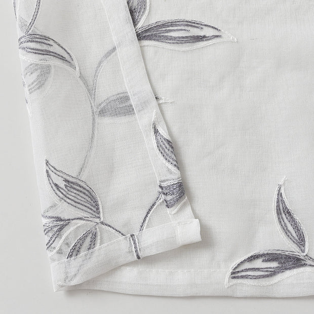 LumiBlossom | Stimmungsvoller Vorhang mit zarten Blumen für einen klassischen Look - Brezella