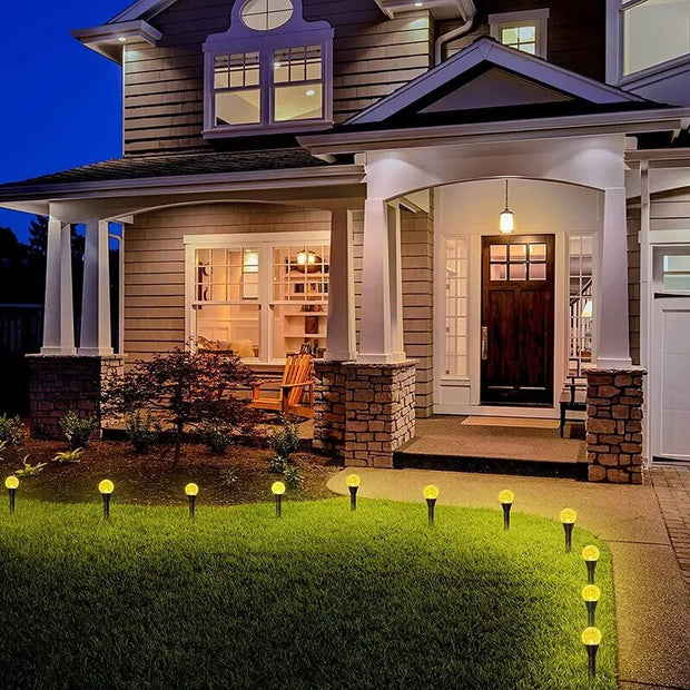 Nocturna | Klassische Gartenlaterne mit warmem Lichtschein - Brezella