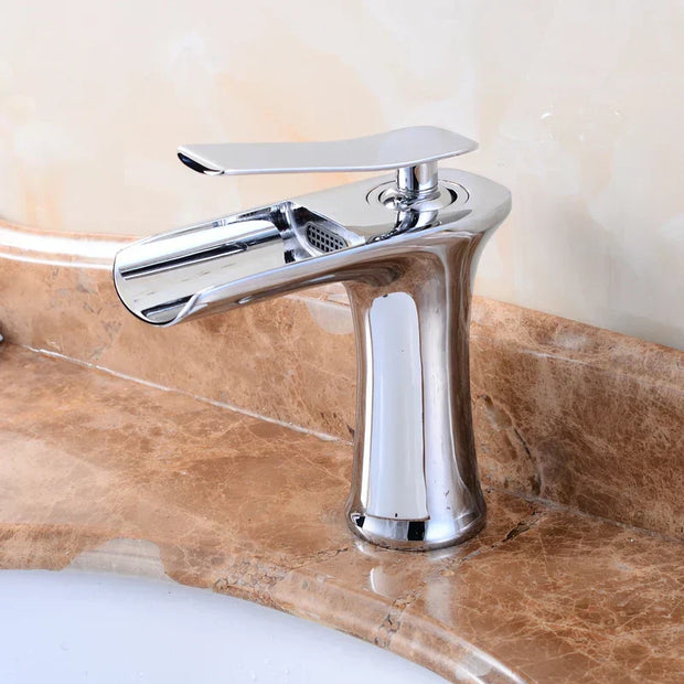 Lyvor | Elegante Premium-Armatur mit modernem Design - Brezella