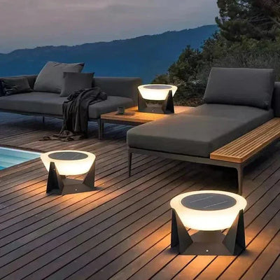 RadiantSolar | Elegante Außenleuchte mit Solarstrom - Brezella