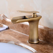 Lyvor | Elegante Premium-Armatur mit modernem Design - Brezella