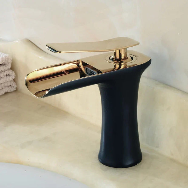Lyvor | Elegante Premium-Armatur mit modernem Design - Brezella
