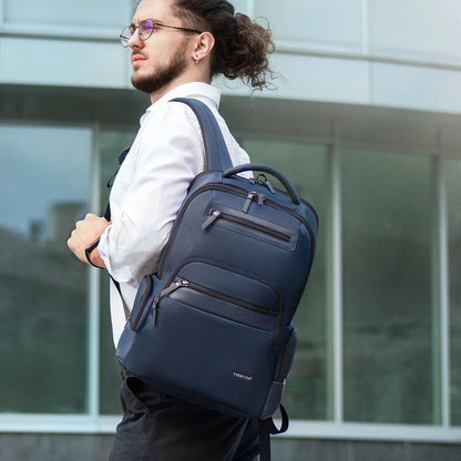VivaPack | Moderner Reiserucksack mit strapazierfähiger und wasserdichter Oberfläche