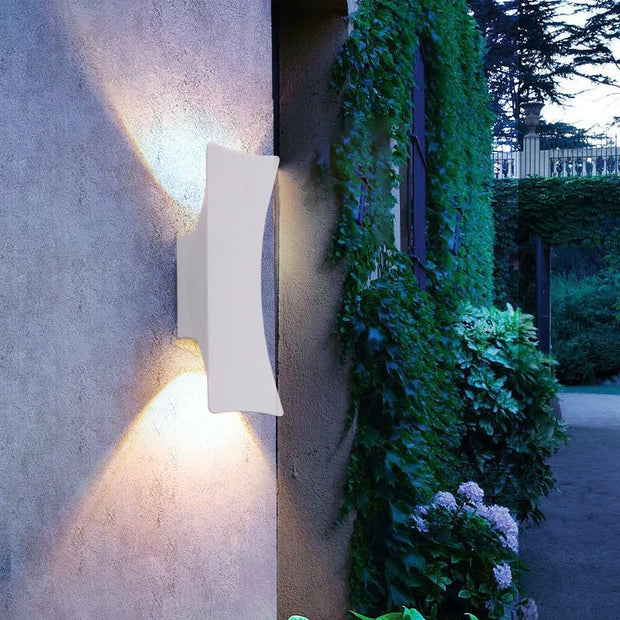ZenLicht | Zeitlose Außenleuchte im modernen Design - Brezella