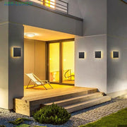 LumiStrahl | Nachhaltige LED-Wandlampe für den Außenbereich - Brezella