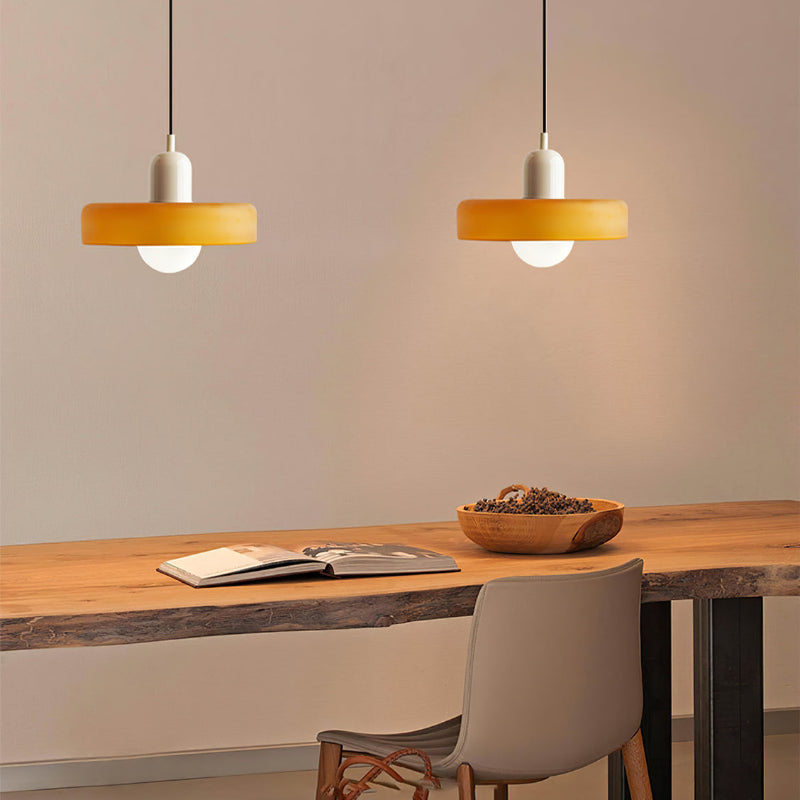 LumenKreis | Zeitlose Glas Pendelleuchte für klare Akzente - Brezella