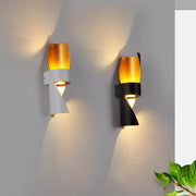 LumiGlow | Energiesparende Außenleuchte mit stilvollem Design - Brezella