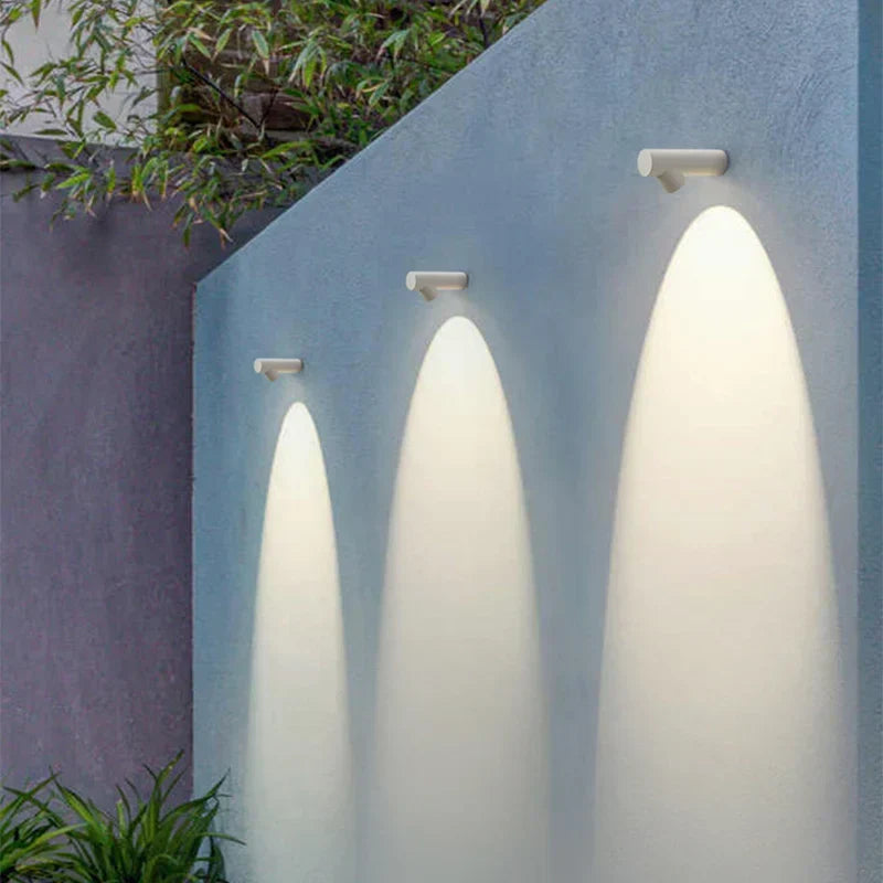 MetalGlow | Zeitlose Wandlampe aus hochwertigem Aluminium - Brezella