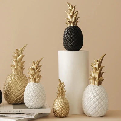 AnanasGlanz | Elegante Wohnaccessoire mit Gold-Finish - Brezella