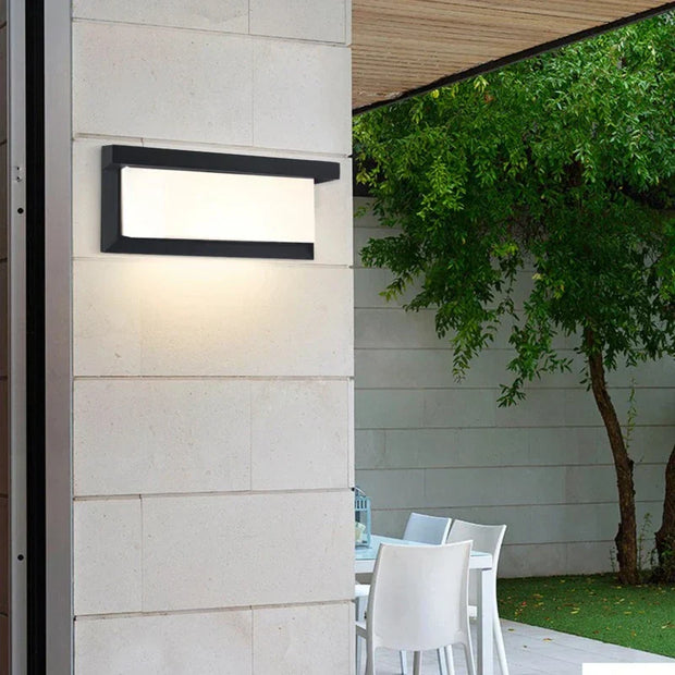 LumiHorizon | Moderne LED-Wandlampe für draußen - Brezella