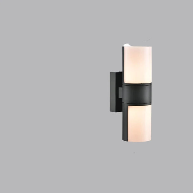 StormLume | Schutz gegen Regen mit langlebiger LED-Wandlampe - Brezella