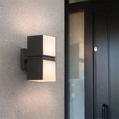 GartenGlow | Moderne Wandbeleuchtung für draußen - Brezella