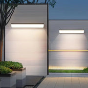 LumiHof | Elegante Außenlampe im Courtyard-Stil - Brezella