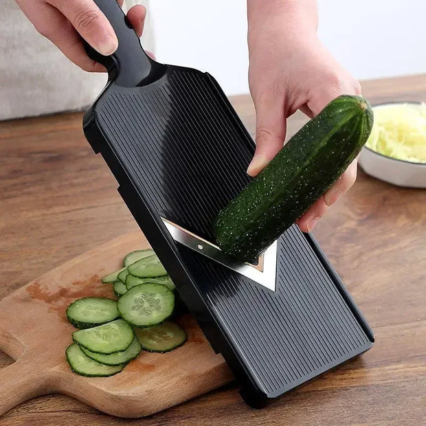 SalatMeister | Vielseitiger Gemüseschneider - Brezella