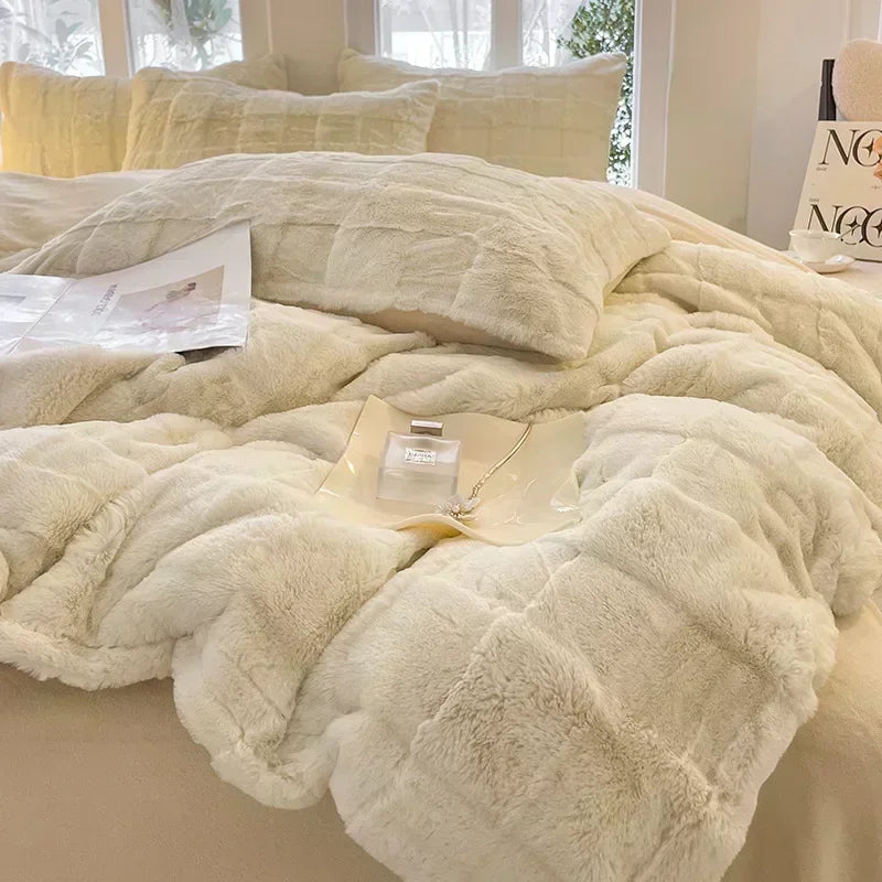 FurNest | Flauschiges Bettwäscheset mit Fell-Optik - Brezella