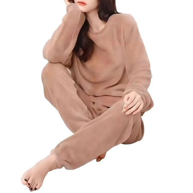 WinterHaven | Anti-Frost Pyjama Set für Entspannte Nächte - Brezella